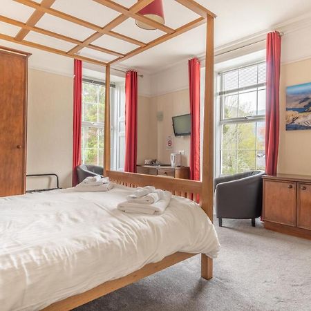 Padarn Hotel 란베리스 외부 사진
