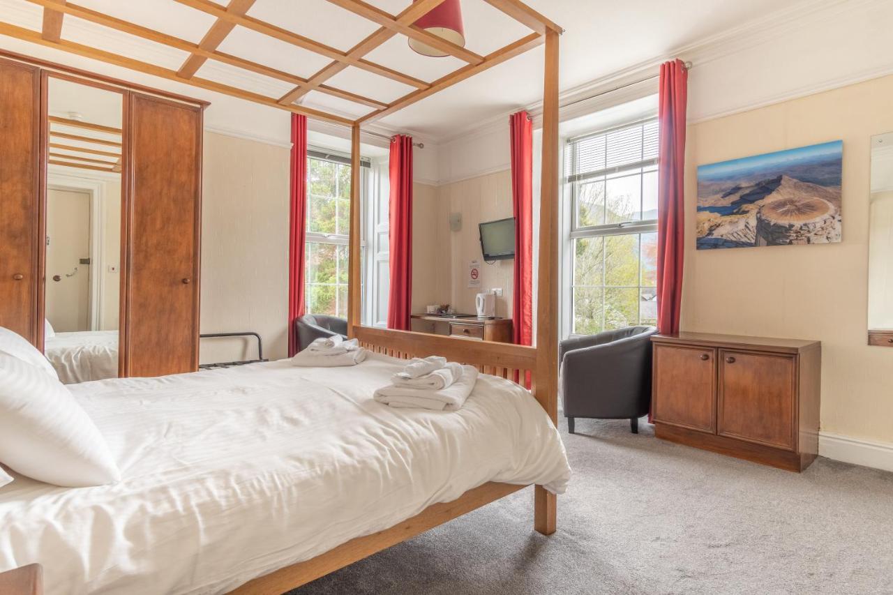 Padarn Hotel 란베리스 외부 사진