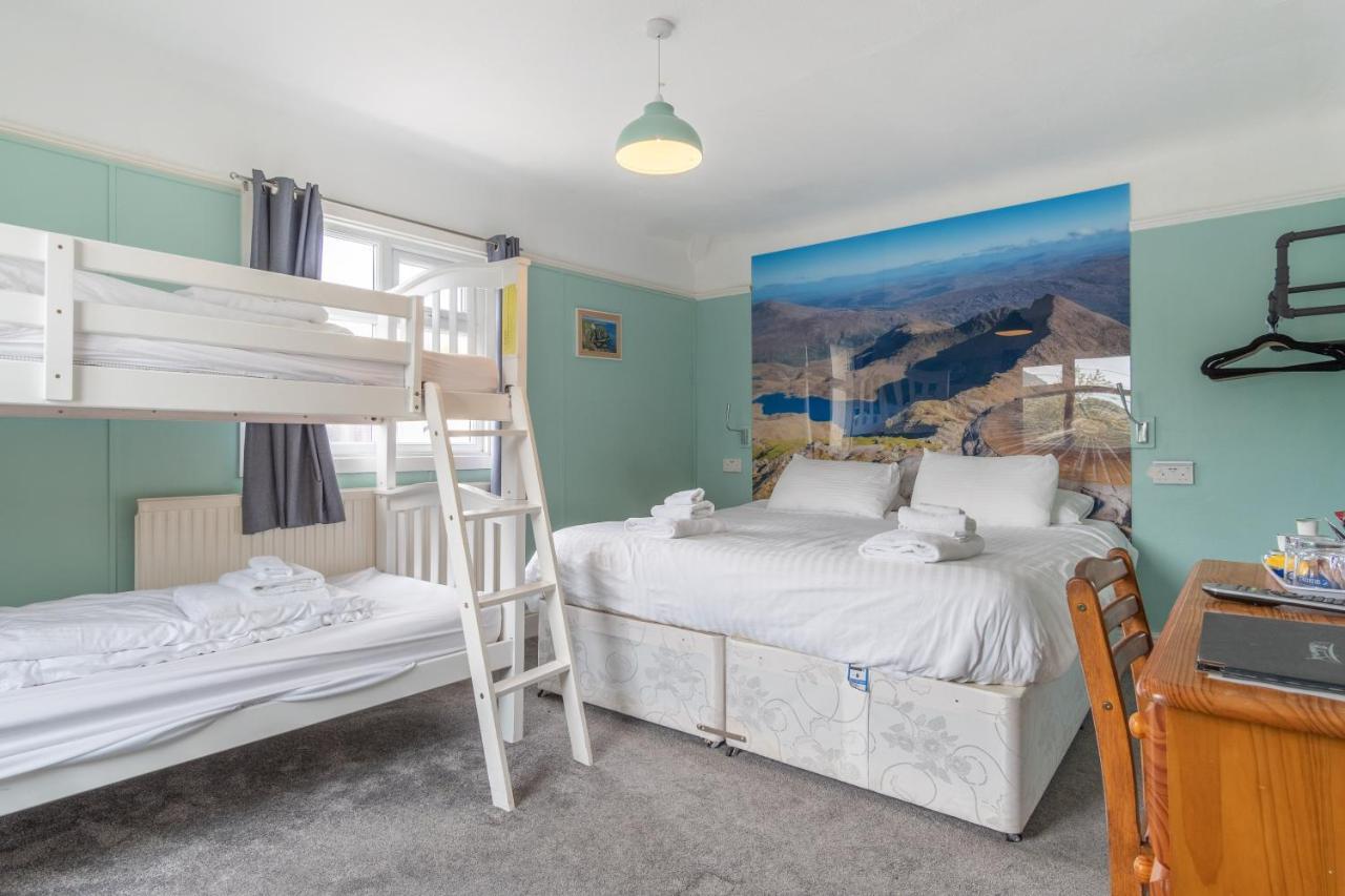 Padarn Hotel 란베리스 외부 사진