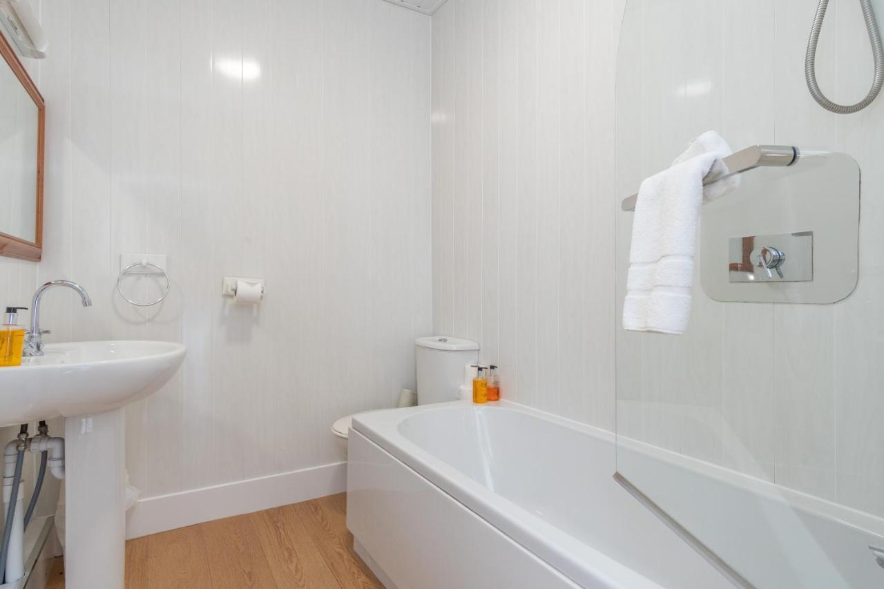 Padarn Hotel 란베리스 외부 사진