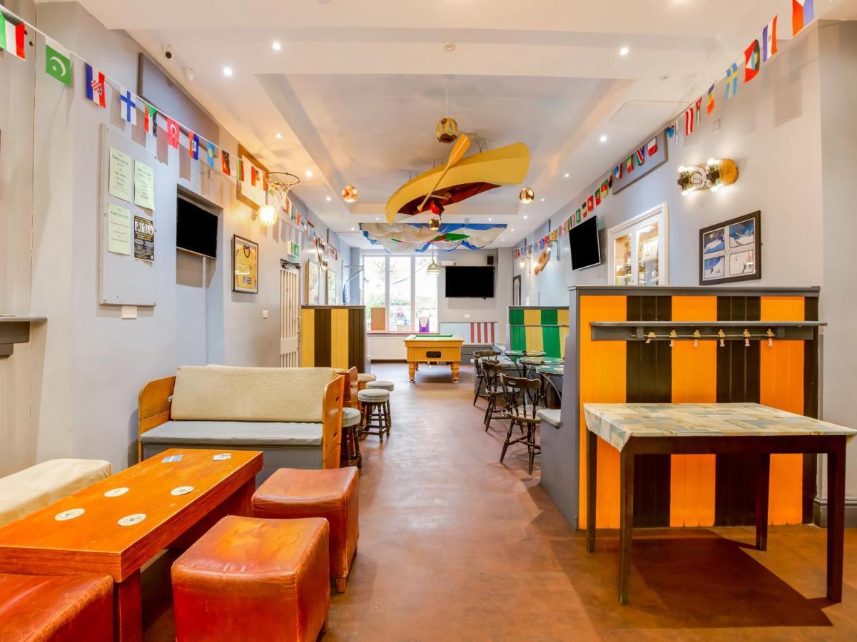Padarn Hotel 란베리스 외부 사진