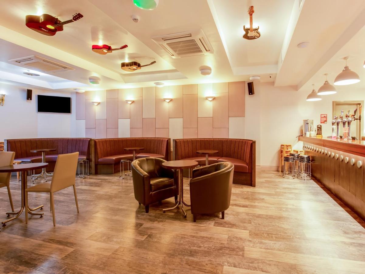 Padarn Hotel 란베리스 외부 사진